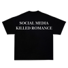 SOCIAL MEDIA KILLED ROMANCE УНИСЕКС OVERSIZED ТЕНИСКА